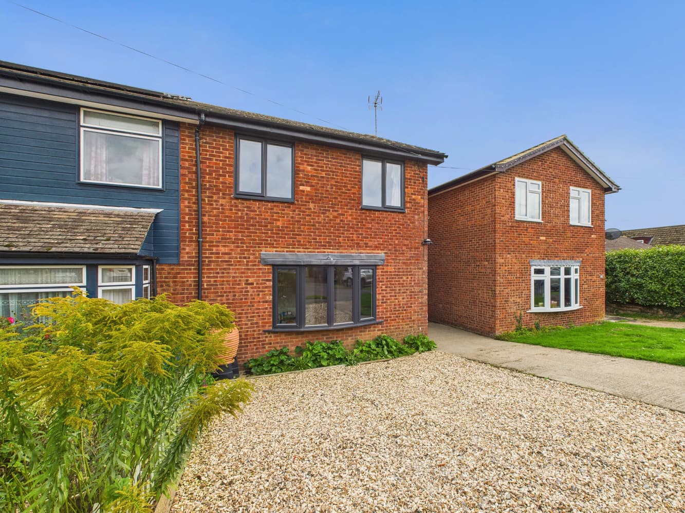 College Crescent, Oakley, Aylesbury, Buckinghamshire