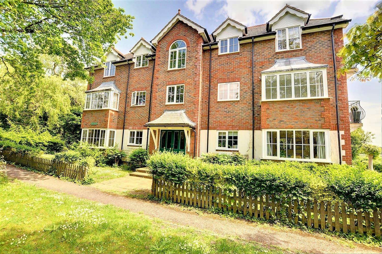Baybrook, Maidenhead Road, Cookham, Maidenhead, Berkshire