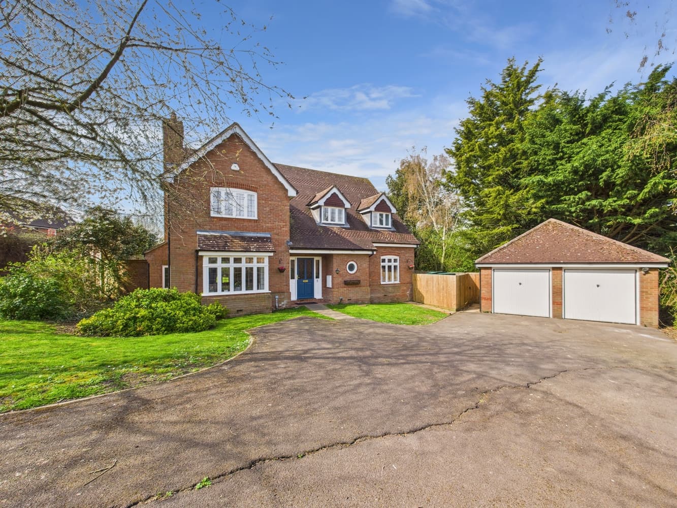 Swan Gardens, Tetsworth, Thame, Oxfordshire