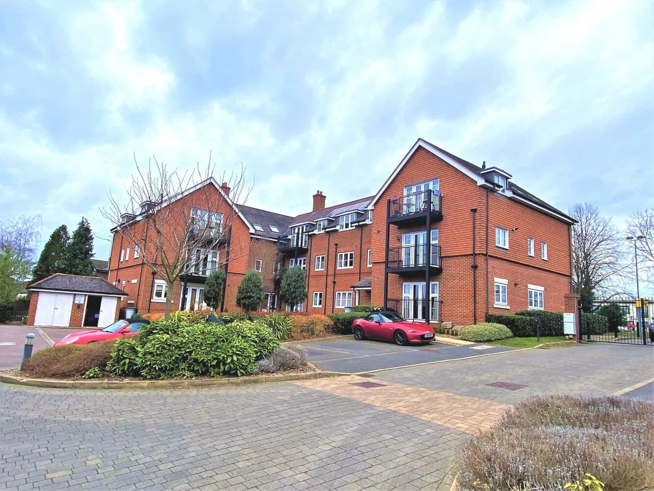 Grainger House, Findlay Mews, Marlow, Buckinghamshire