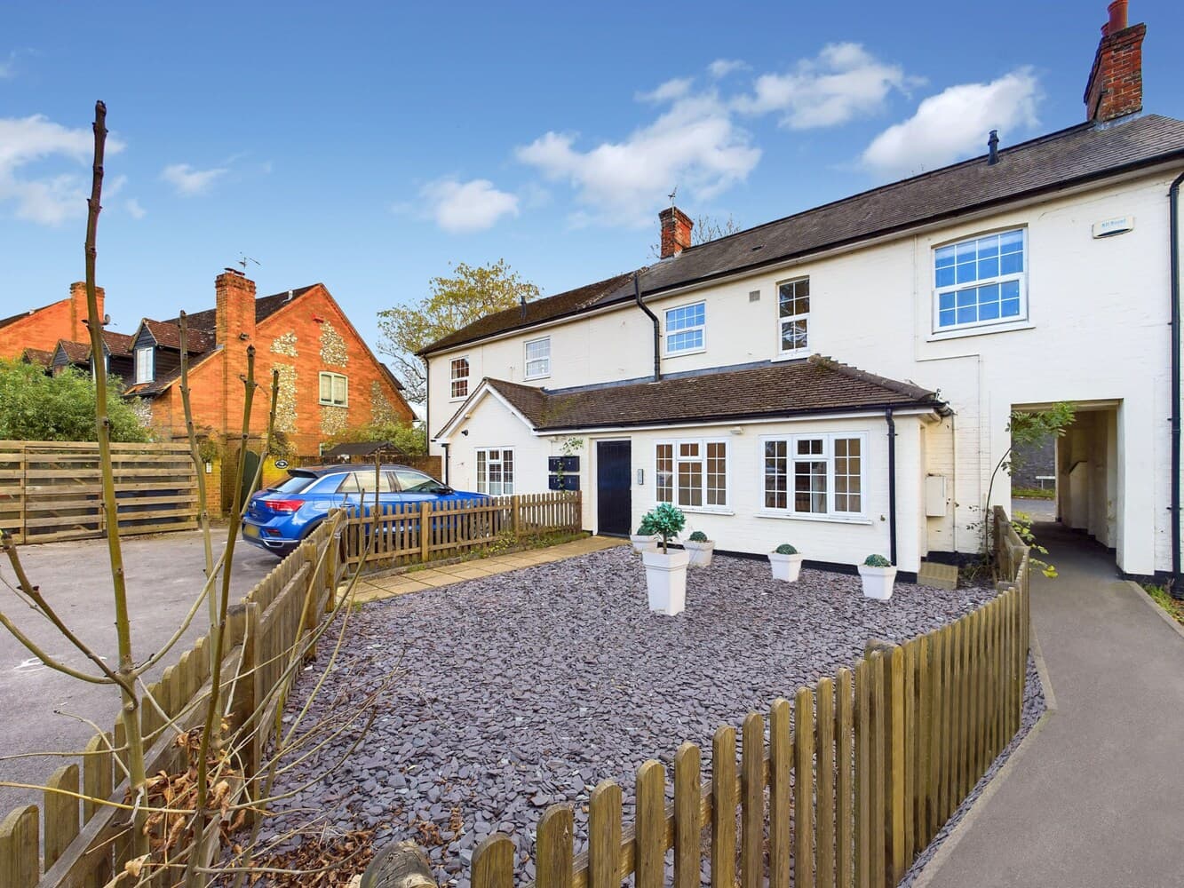 Flat 4, Wellington House, Lower Icknield Way, Longwick, Princes Risborough, Buckinghamshire