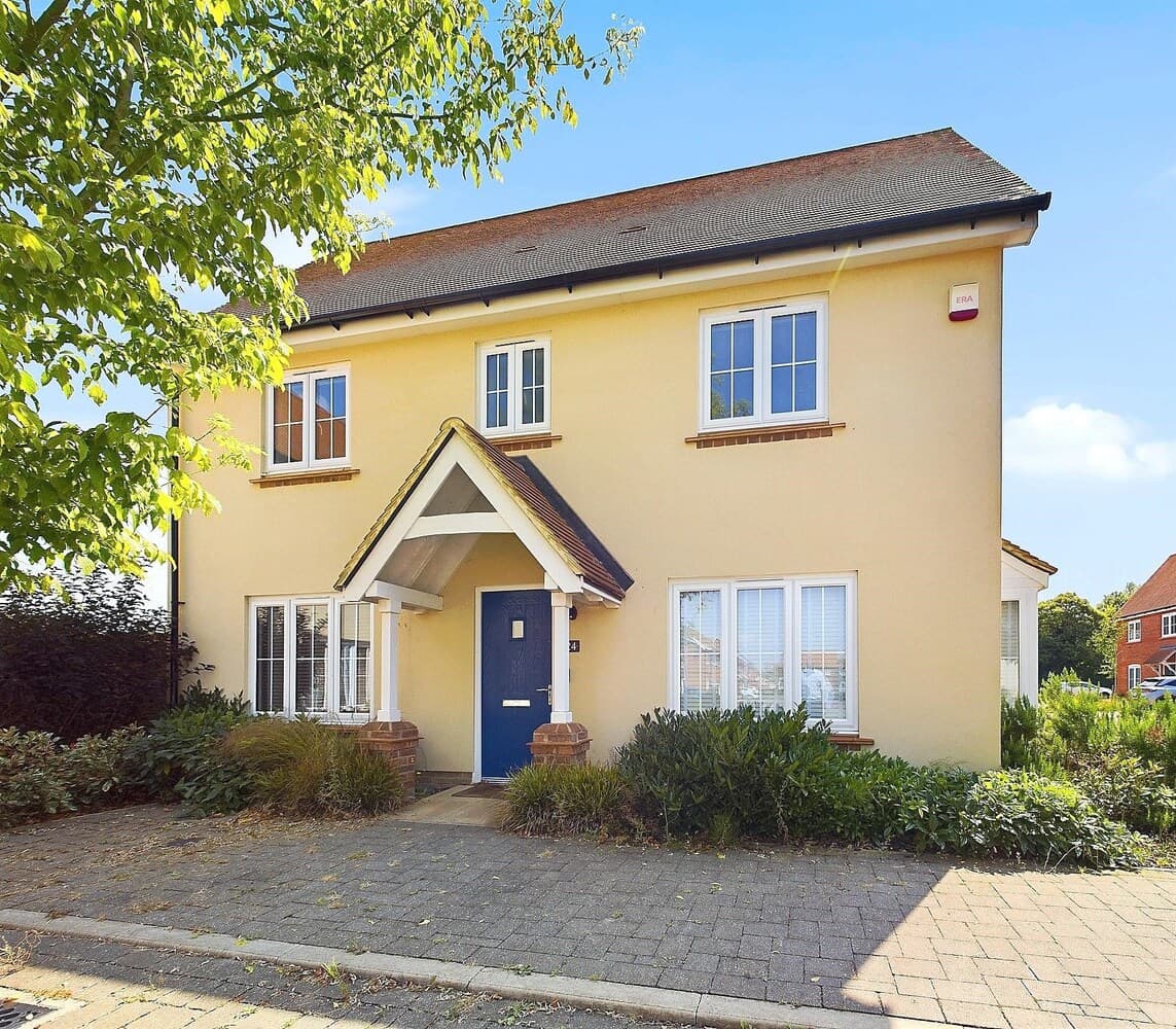 Wayfarers End, Longwick, Princes Risborough, Buckinghamshire