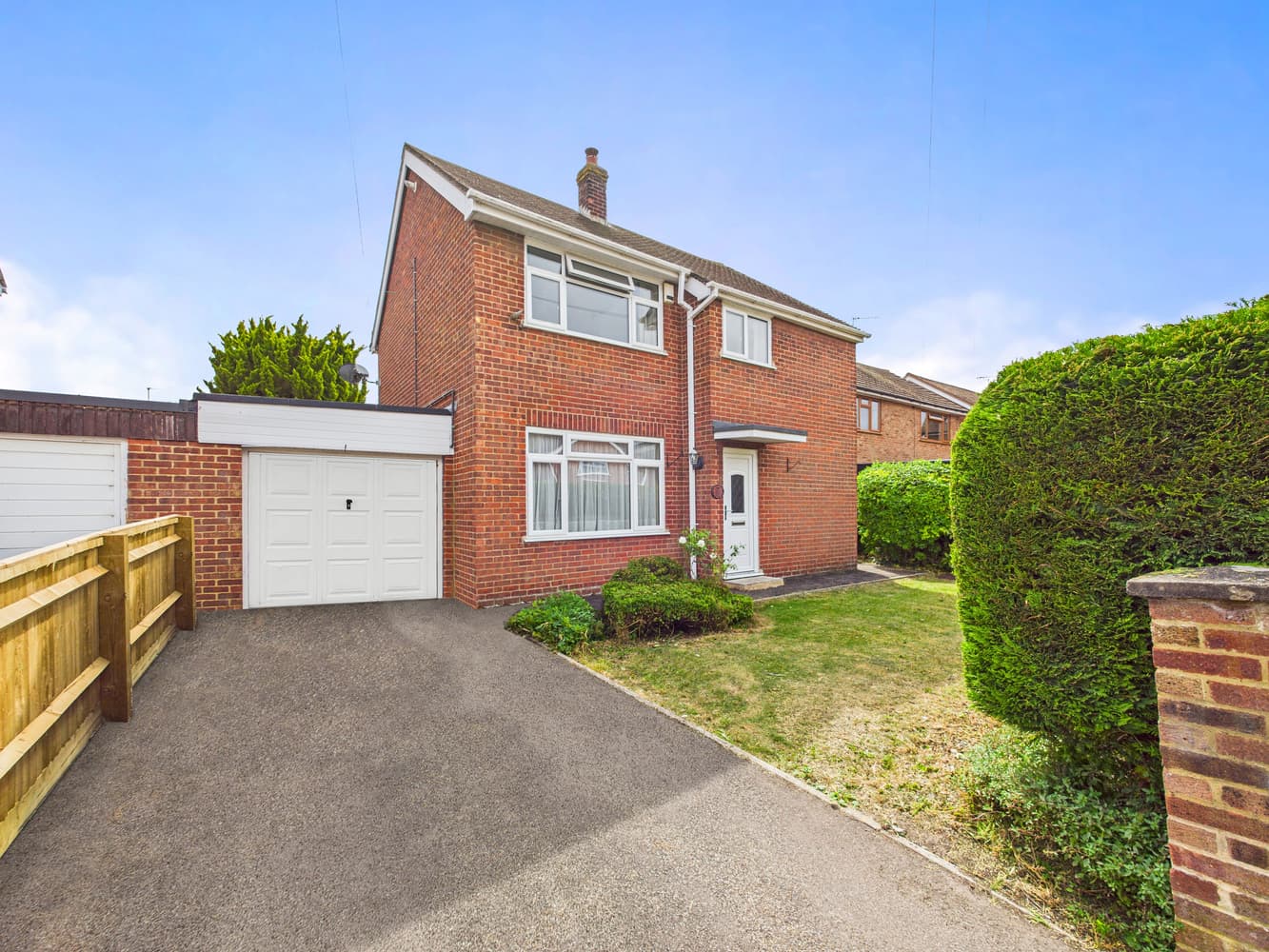 Benton Drive, Chinnor, Oxfordshire