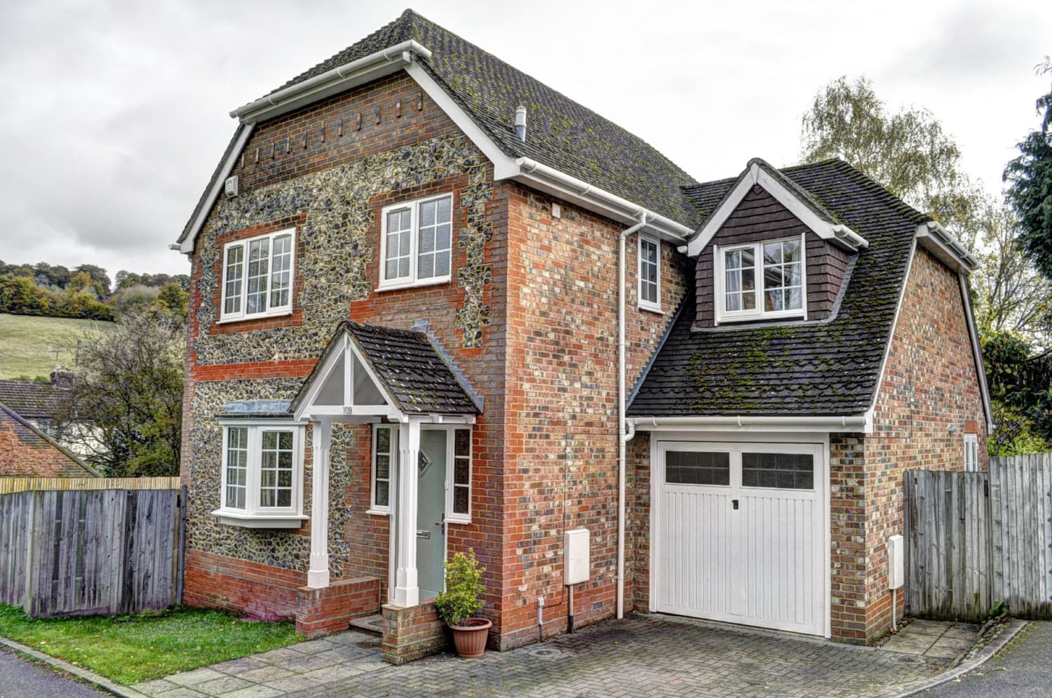 Bradenham Road, West Wycombe, High Wycombe, Buckinghamshire