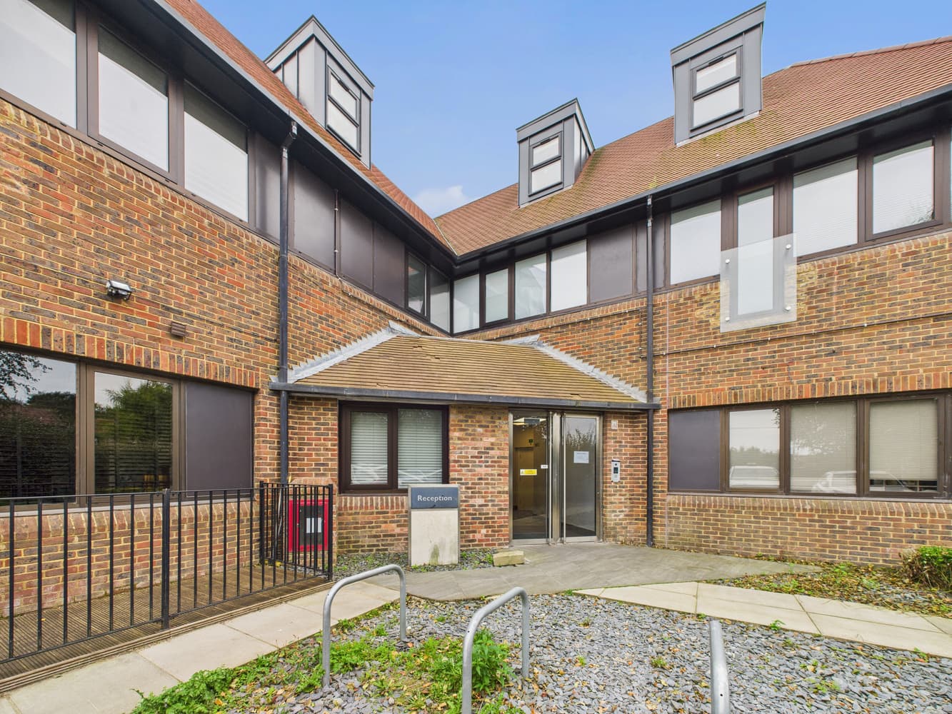 Swilley Gardens, Oxford Road, Stokenchurch, High Wycombe, Buckinghamshire