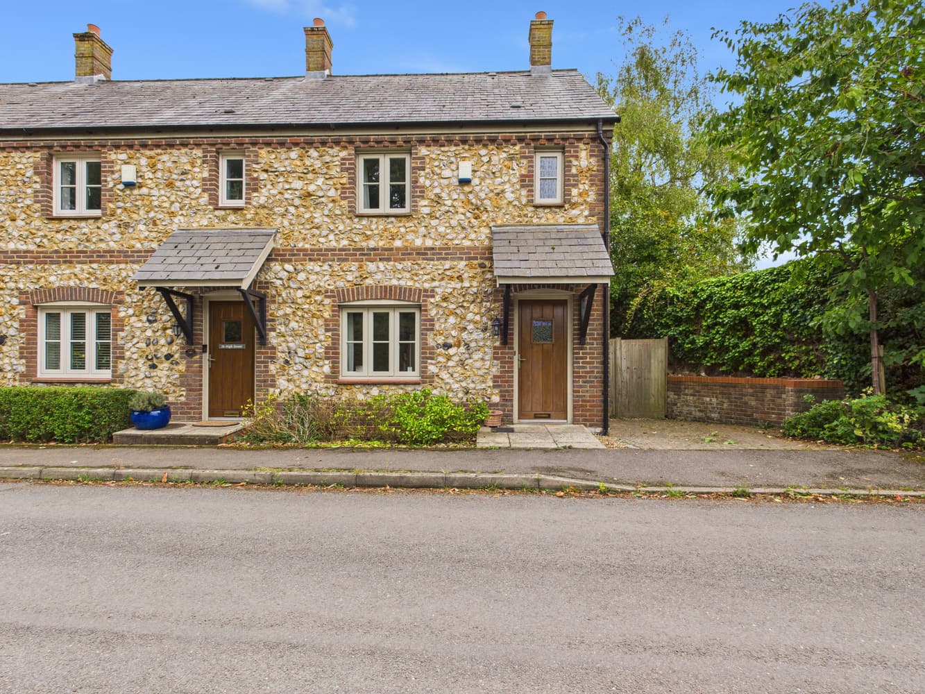 High Street, Lewknor, Watlington, Oxfordshire