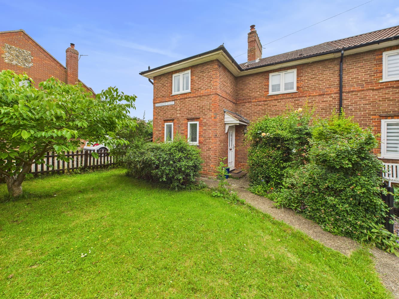 Blenheim Close, Thame Road, Longwick, Princes Risborough, Buckinghamshire