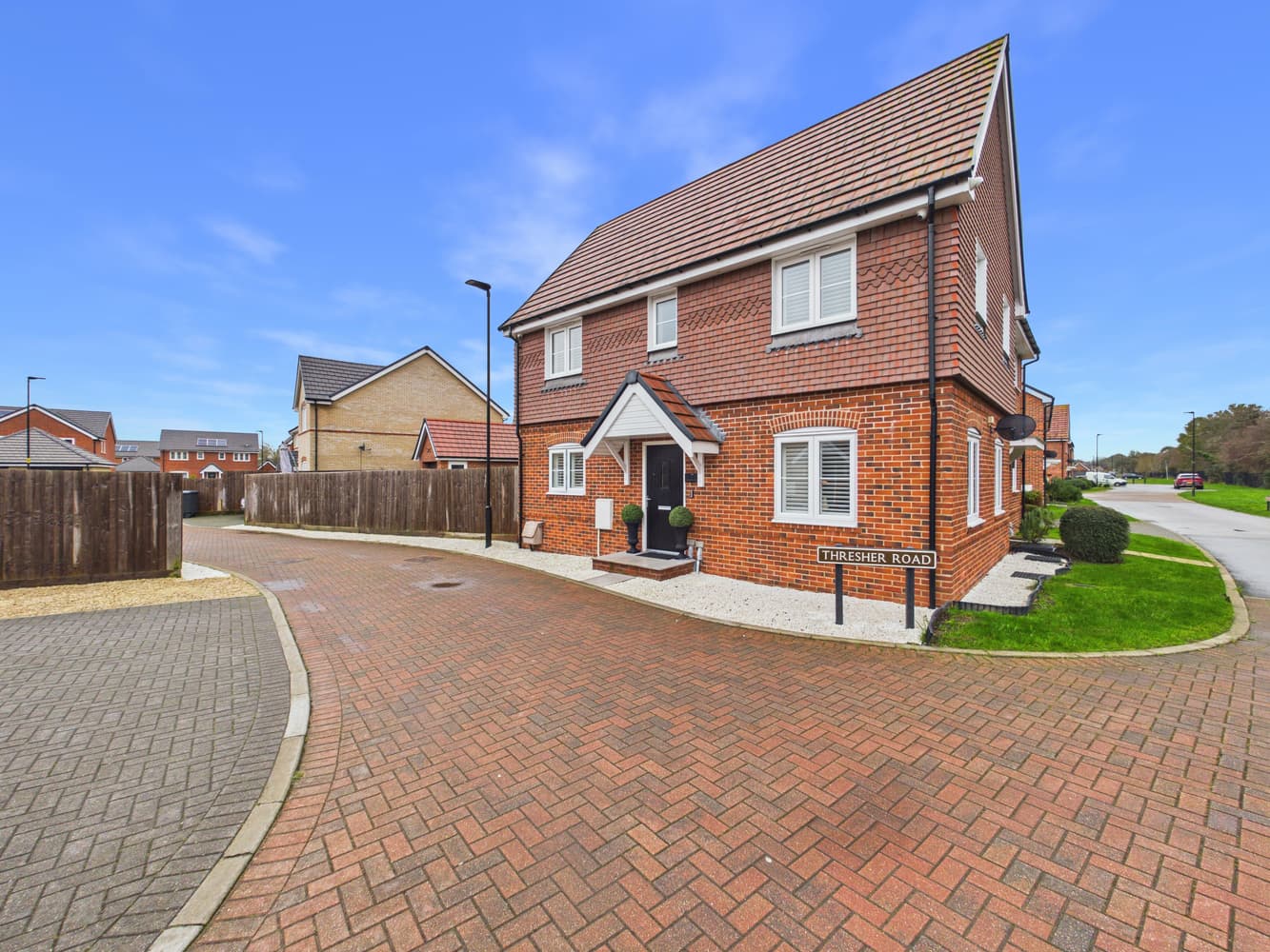 Thresher Road, Longwick, Princes Risborough