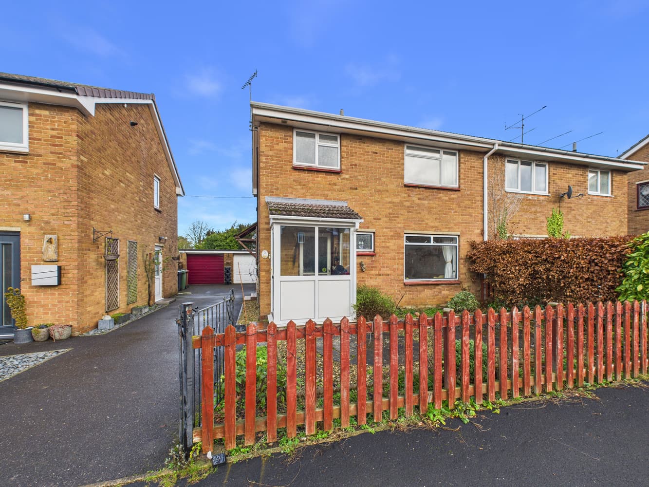 Springfield Close, Watlington, Oxfordshire