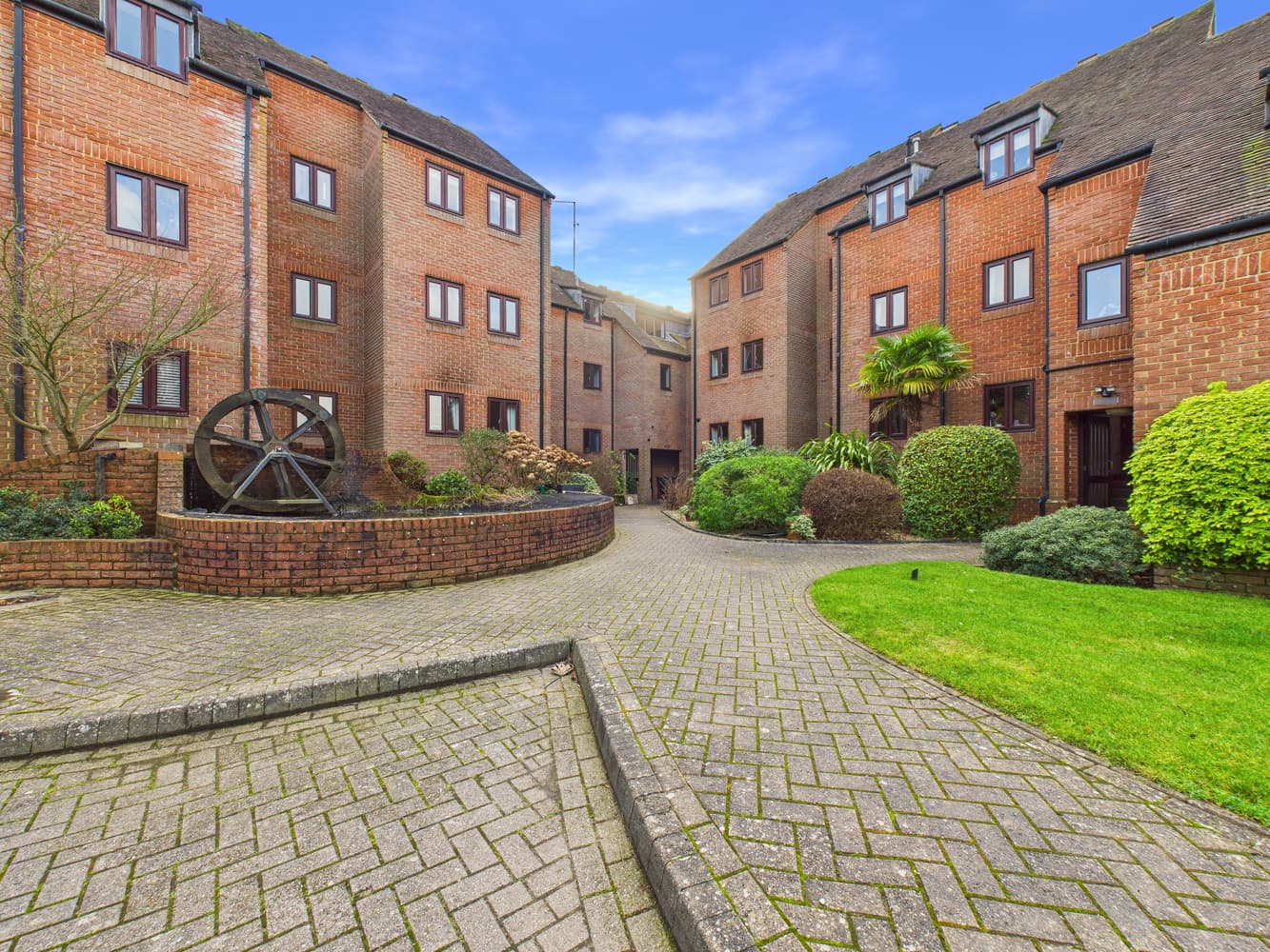 Mill Road, Marlow, Buckinghamshire