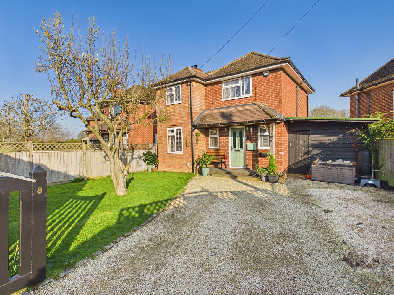 Foresters, Water End, Stokenchurch, High Wycombe, Buckinghamshire