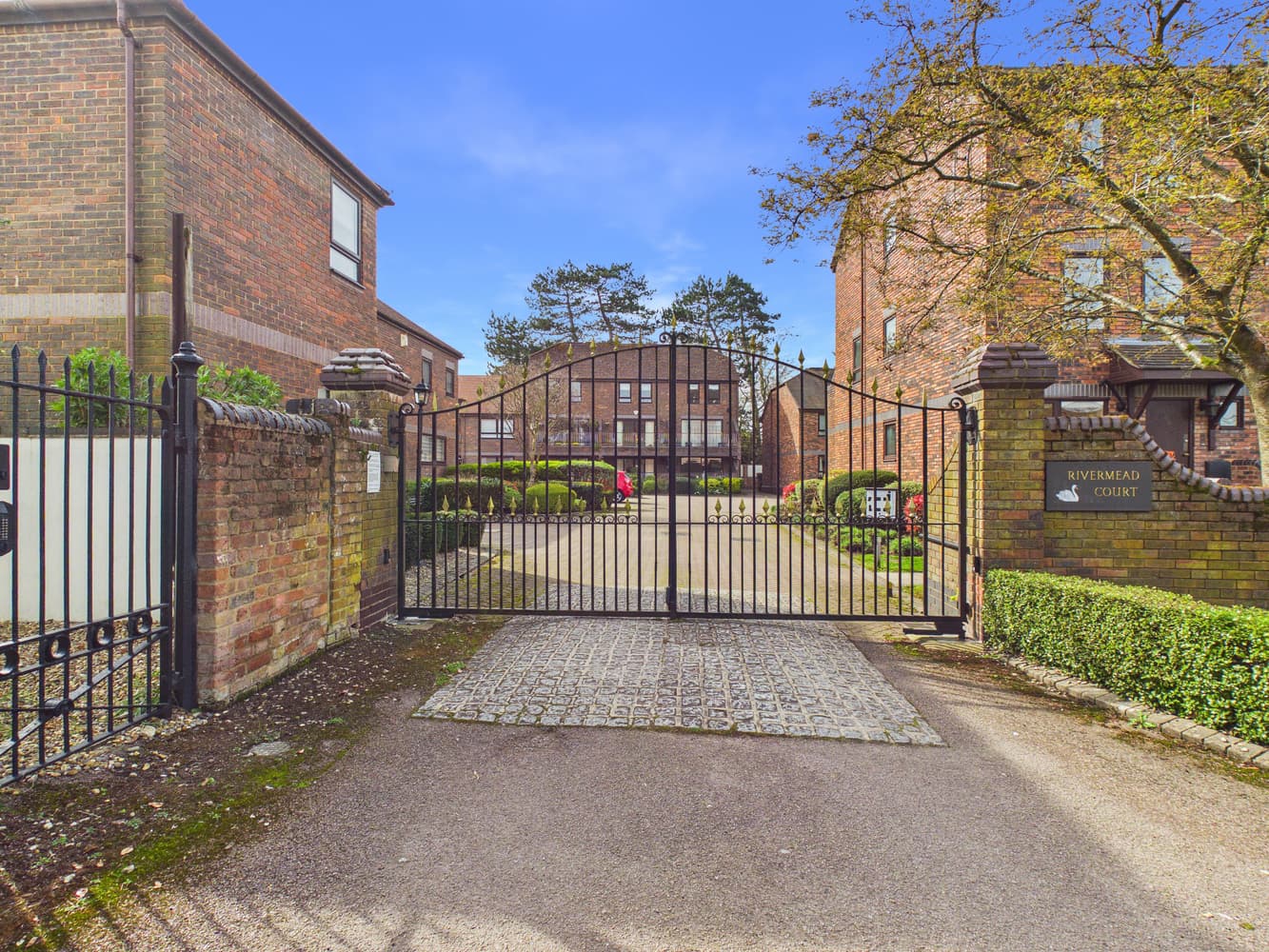 Marlow Bridge Lane, Marlow, Buckinghamshire