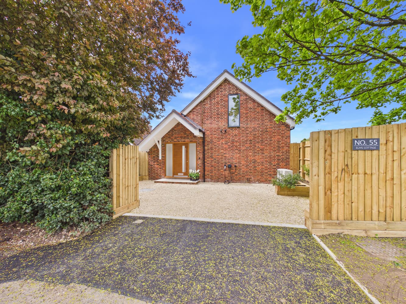 Elms Cottage, Plomer Green Avenue, Downley, Buckinghamshire
