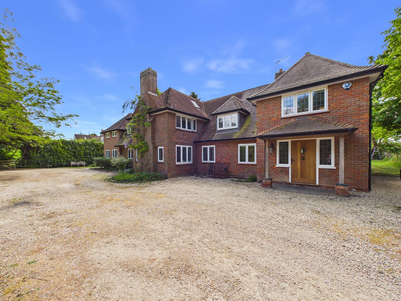 Redfield House, Oddley Lane, Saunderton, Princes Risborough, Buckinghamshire