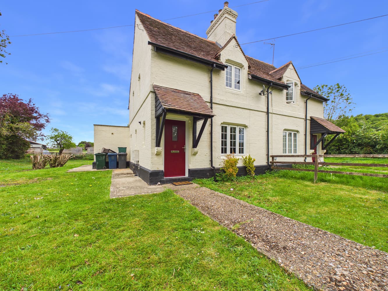 Wycombe Road, Saunderton, Buckinghamshire