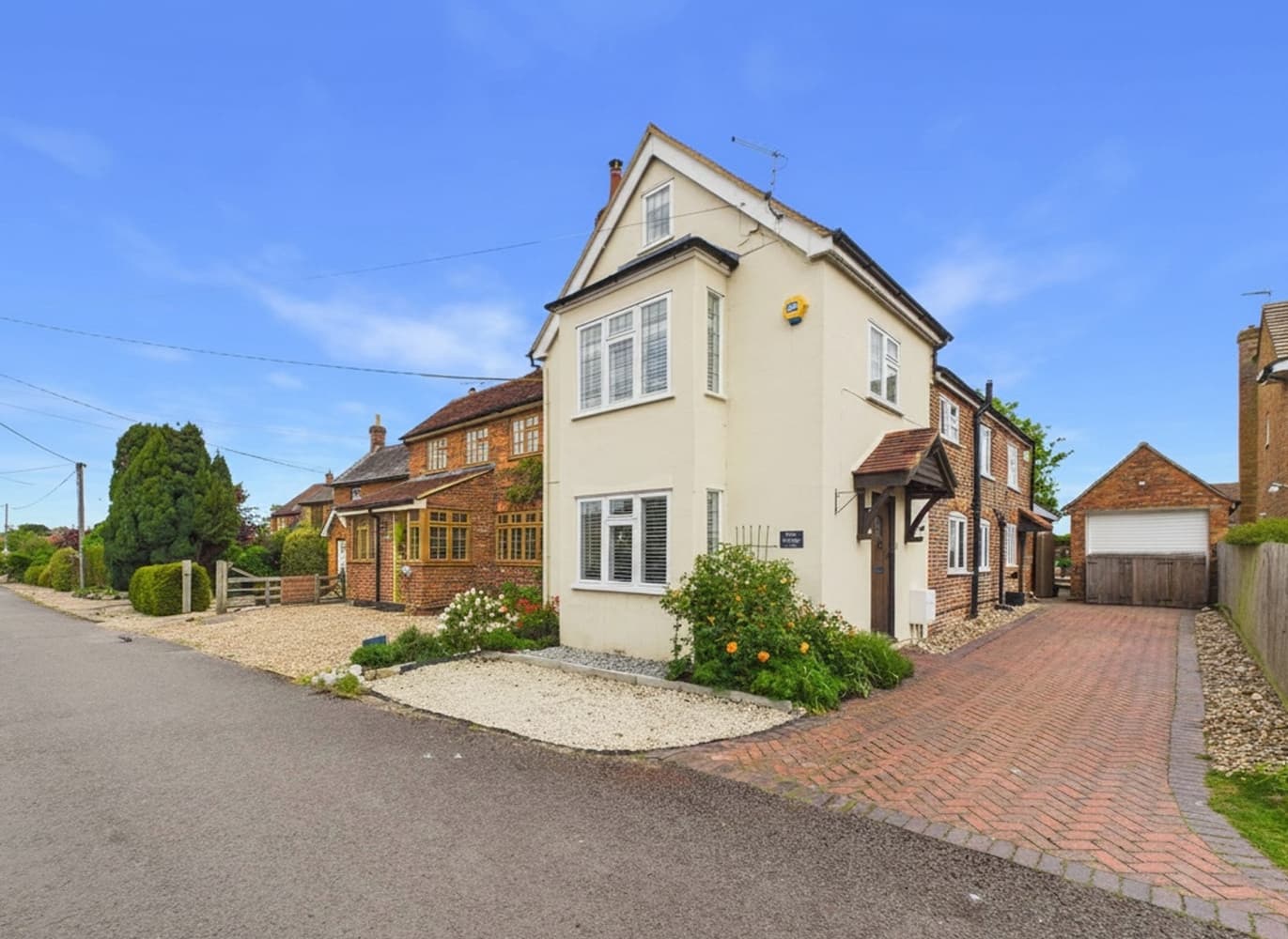 Pleck Lane, Kingston Blount, Chinnor, Oxfordshire