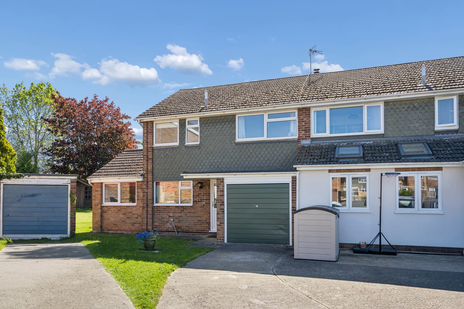 Hunters Point, Chinnor, Oxfordshire