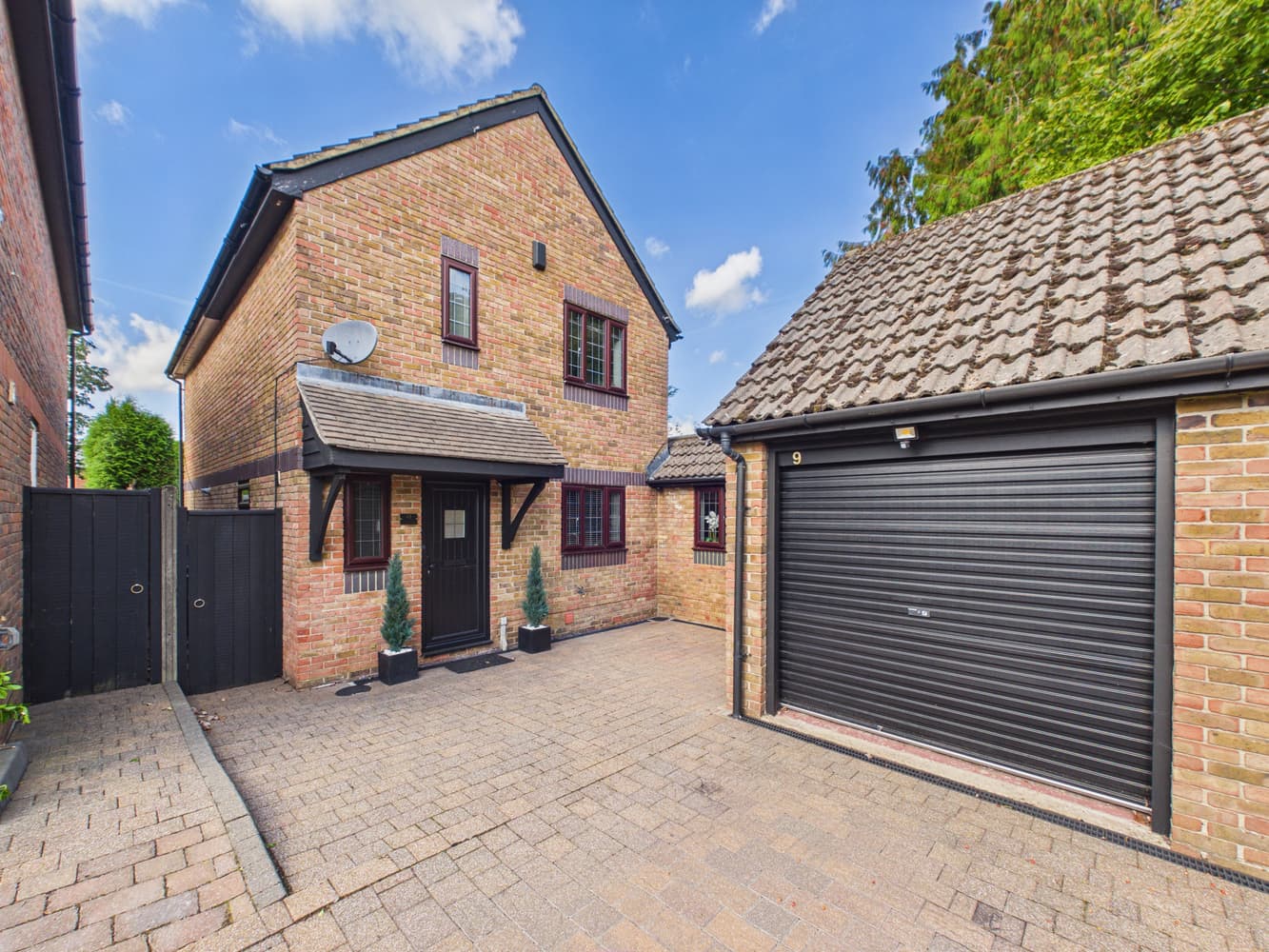 Ivy Place, Lane End, High Wycombe, Buckinghamshire